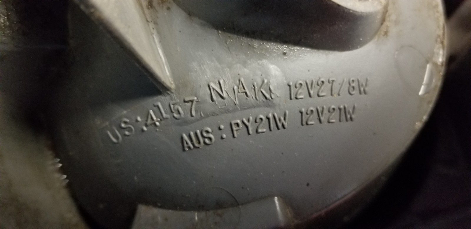 2011 HINO 258 OEM LH HEAD LIGHT DRIVERS SIDE US4157
