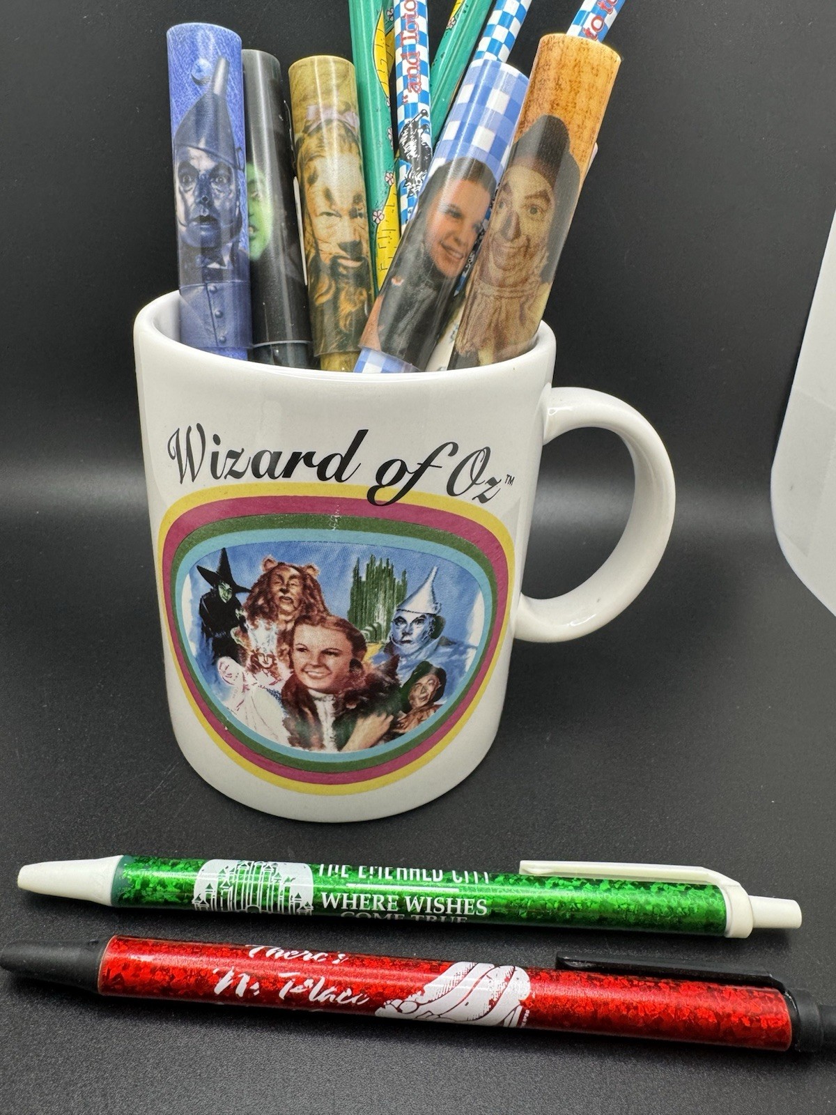 Wizard of Oz Mug Pen Pencil Lot Warner Bros Studio Store 1998 Dorothy Toto