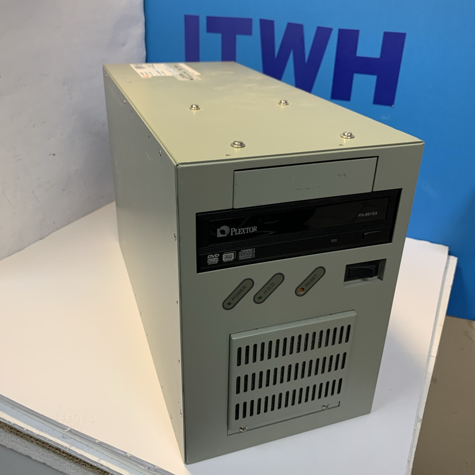Advantech IPC-6606BP-25ZE interprocess communication unit
