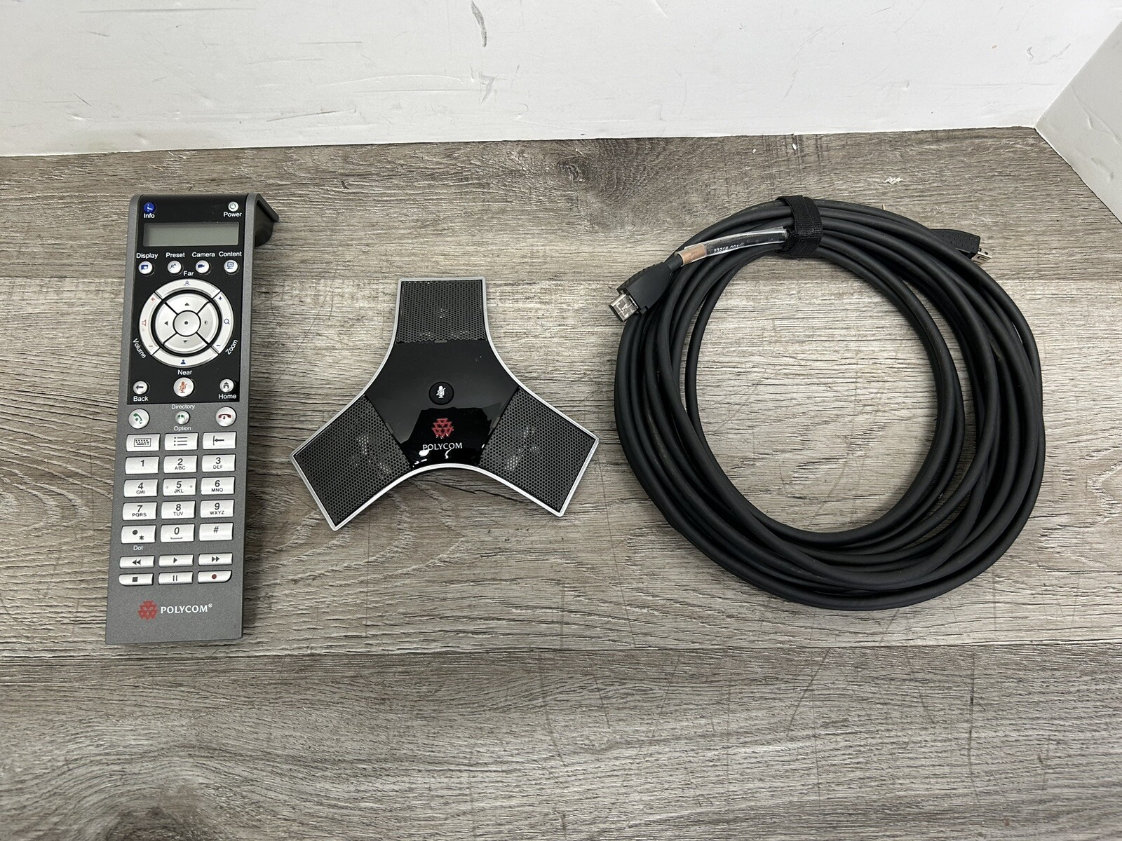 POLYCOM HDX 6000 HD NTSC Video Conferencing Equipment- w/Remote and Mic