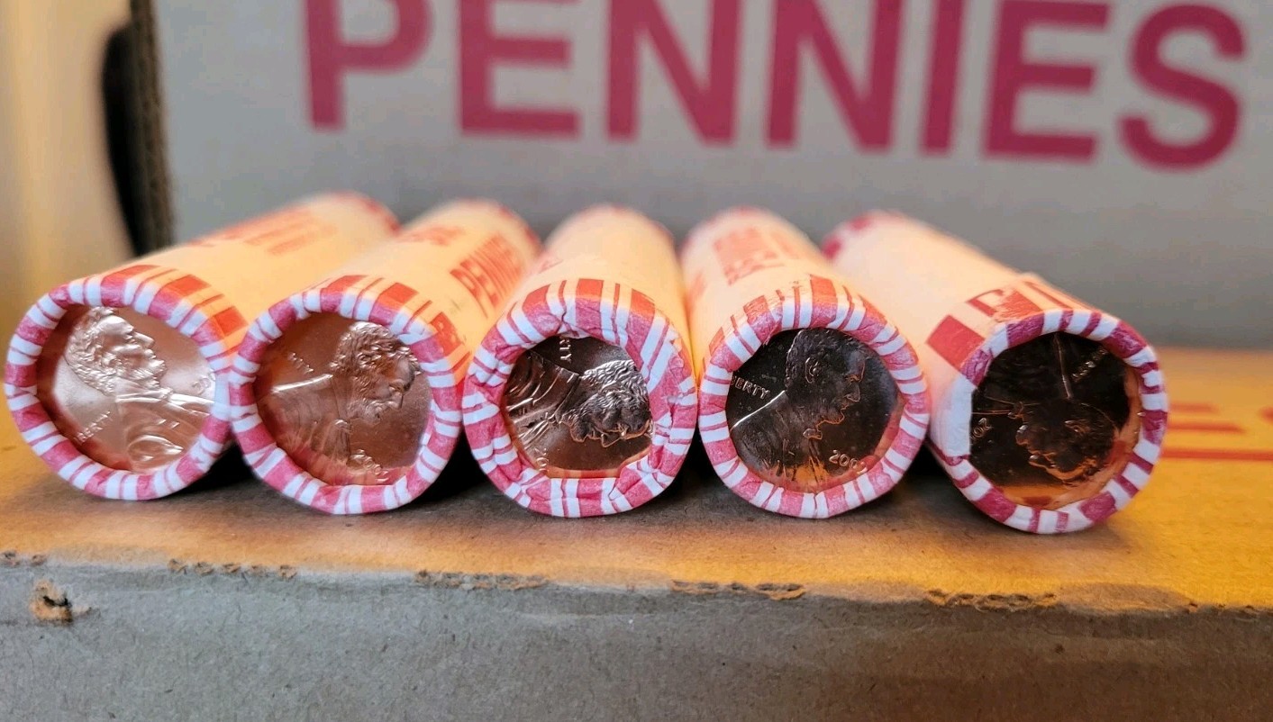 2009 Lincoln Cents P or D - 5 BU ROLLS, Random Variety and Mint.  From Bank Box