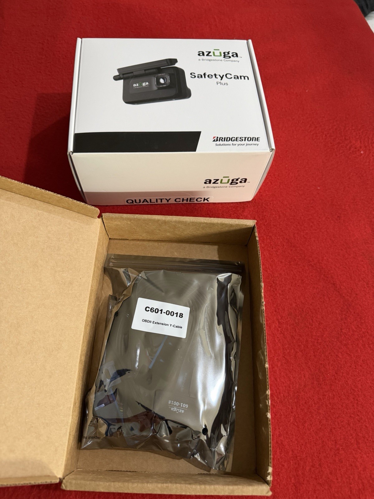 Azuga SafetyCam Plus dual-facing dashcam & Azuga Y -Type OBD cable