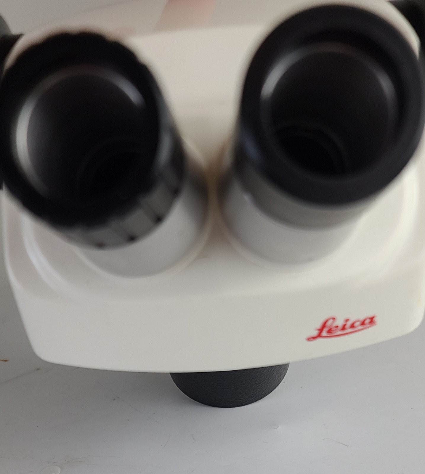 Leica Stereozoom 4 SZ-4 Microscope Zoom Range 0.7X-3.0X