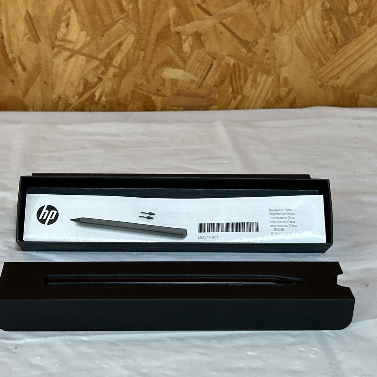 NEW HP M23865-001 Rechargeable Stylus for HP Laptops & Tablets 3g