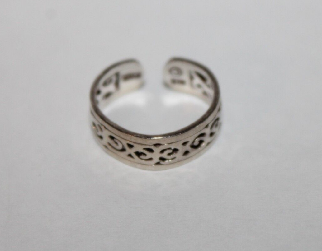 Sterling Silver Knot Cutout Design Toe Ring