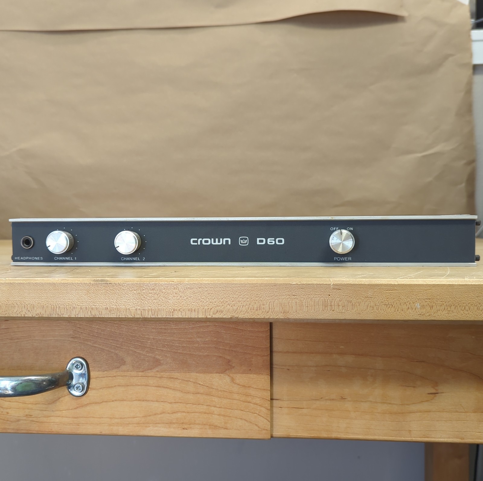 Crown D60 Amplifier FOR PARTS ONLY
