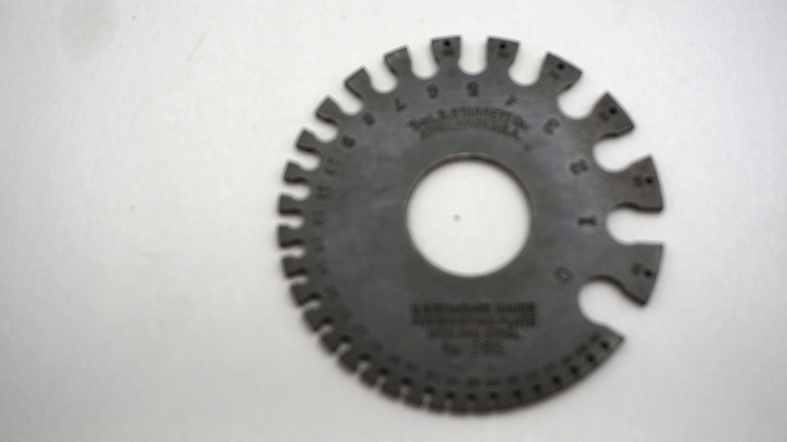 L.S. STARRETT CO NO.283 U.S. STANDARD GAUGE FOR SHEET & PLATE IRON /STEEL