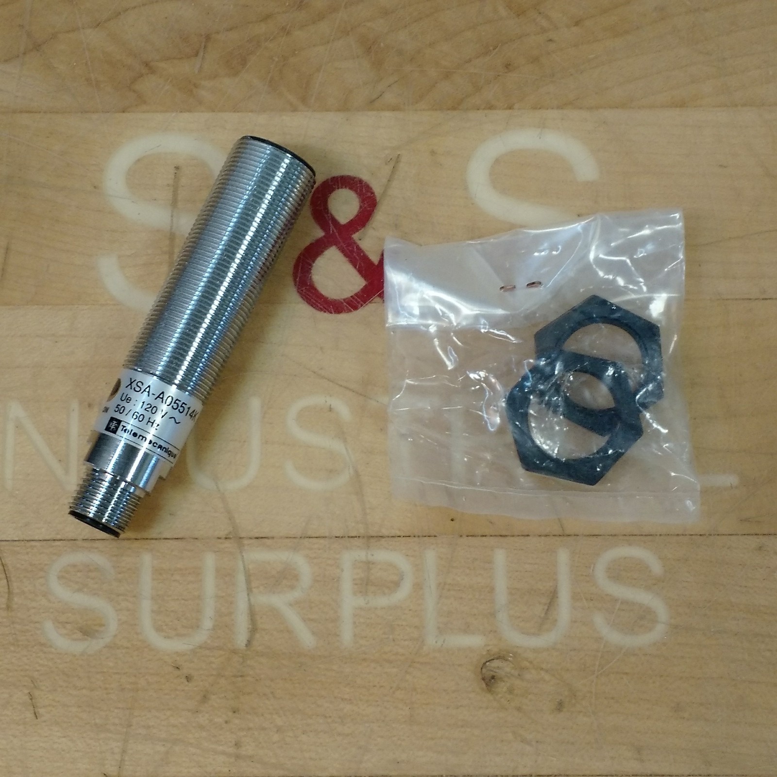 Telemecanique XSA-A05514K Inductive Proximity Switch, 120V, 60Hz - NEW