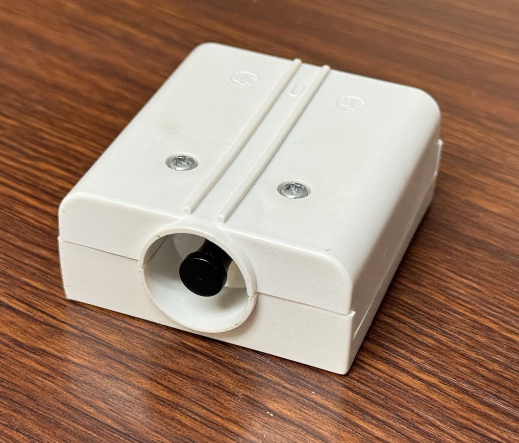 United Security Products HUB2B Latching Hold-Up Button DPDT