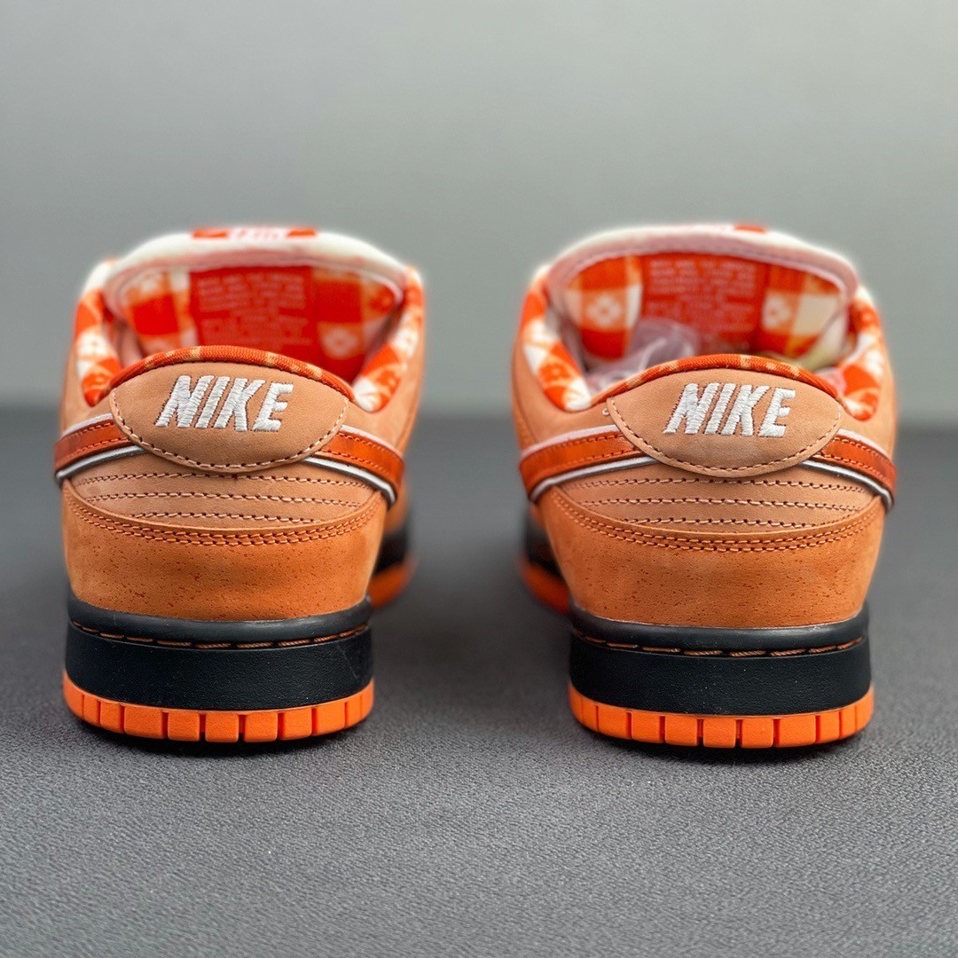 Dunk Low SB x Concepts Orange Lobste Brand new with box/Nike