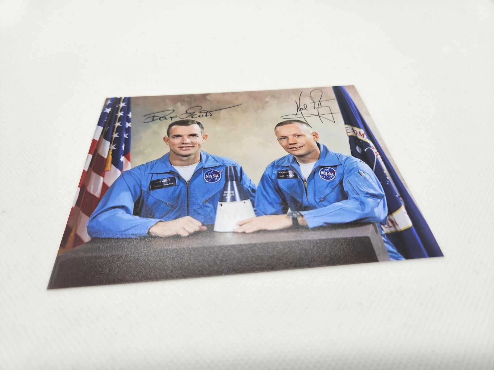 NEIL ARMSTRONG / DAVID SCOTT Repro Autograph - Approx 10x13 - (152)