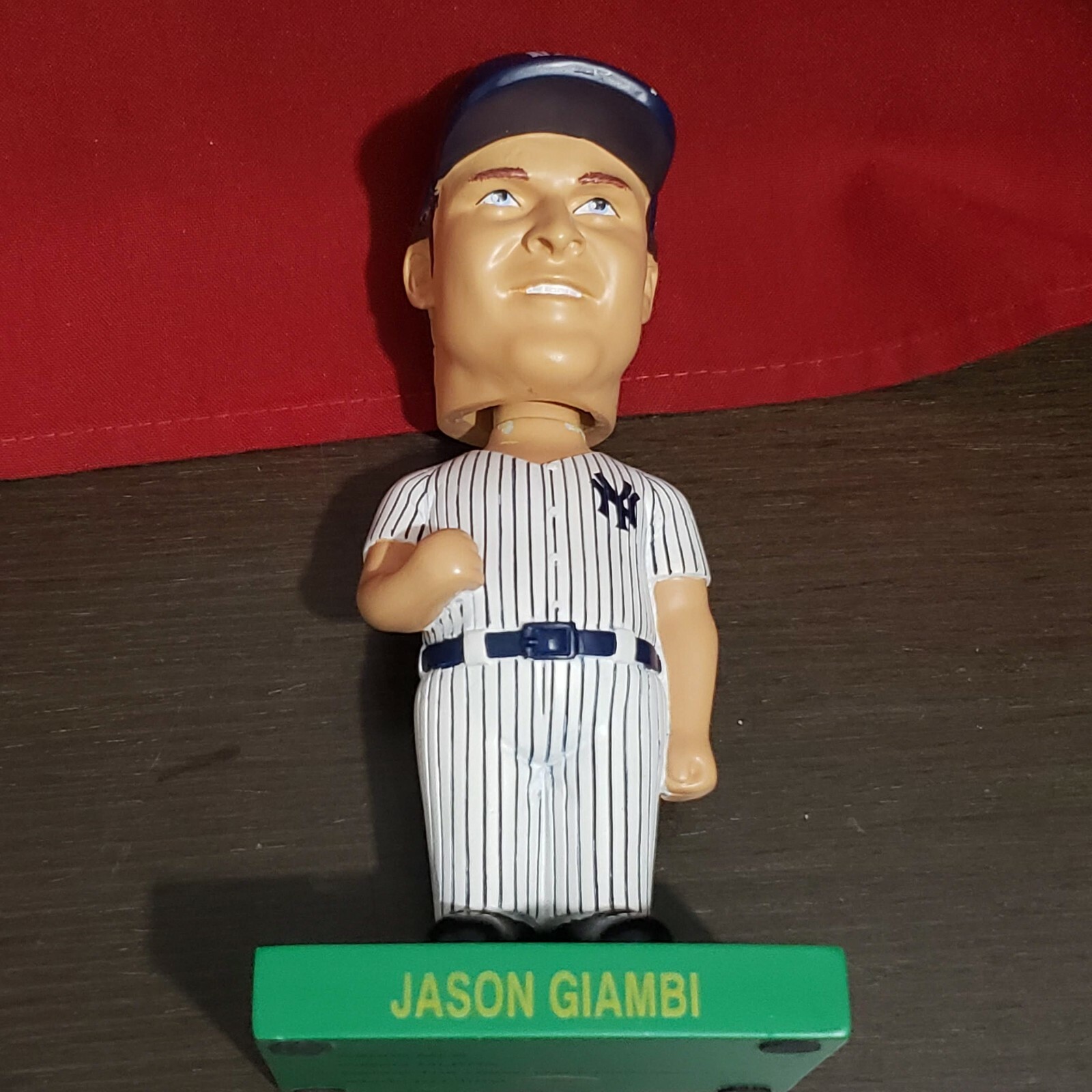 Jason Giambi New York Yankees Baseball  Figurine  BOBBLE HEAD 2002