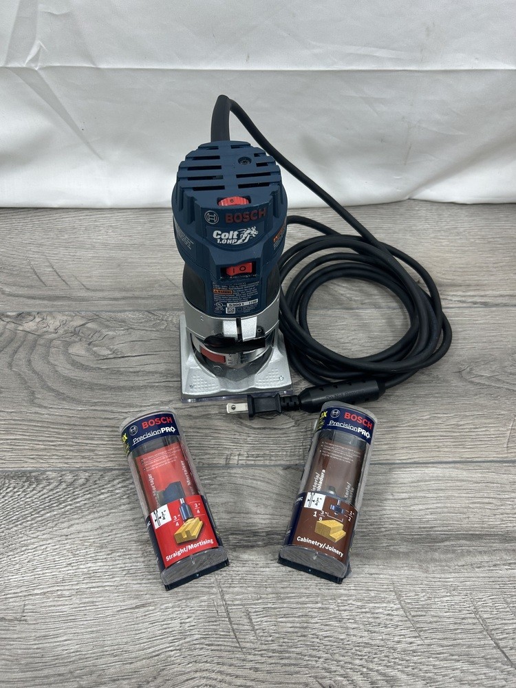 Bosch PR20EVS Router with 2 spanner wrenches and 2 Bits