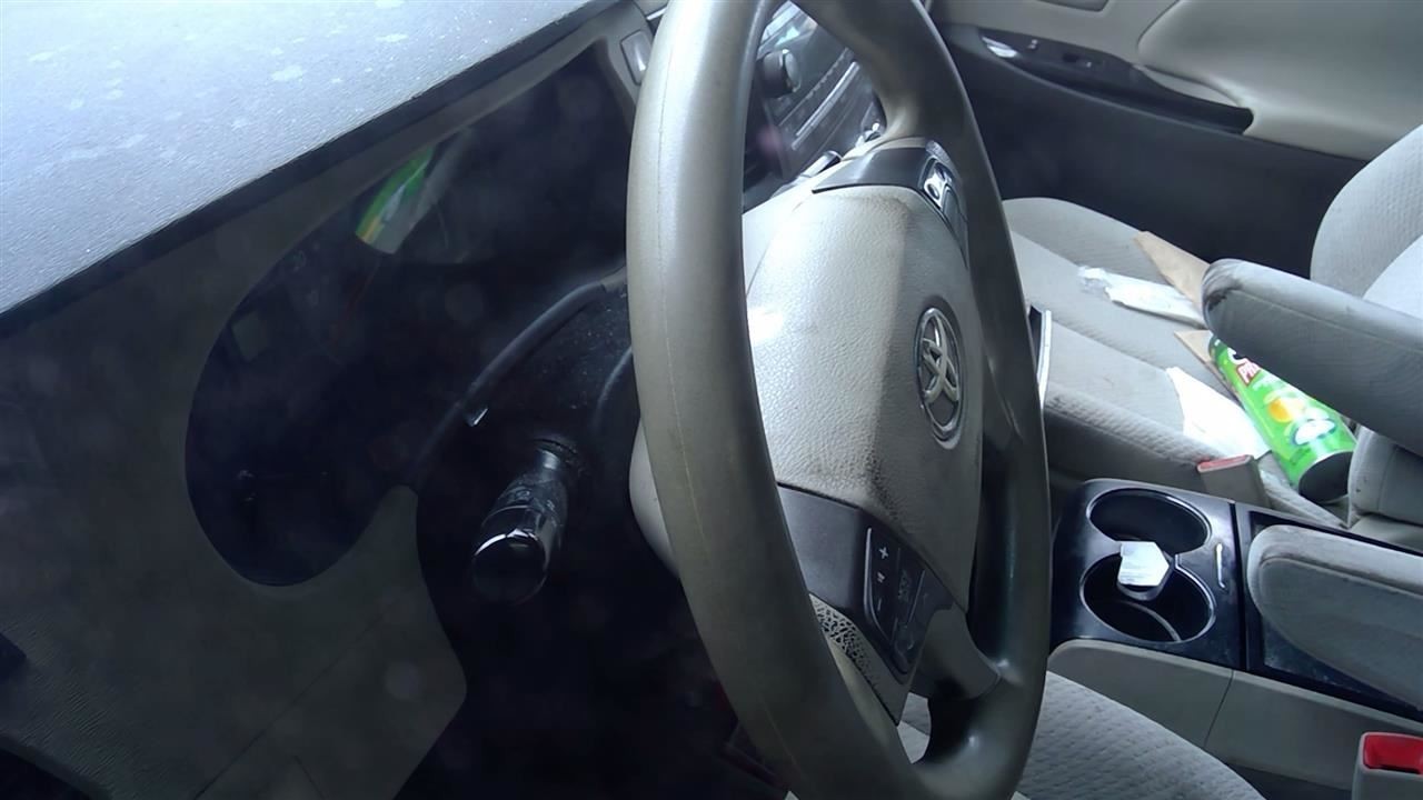 Chassis ECM Multiplex Network Left Hand Dash Fits 11-12 SIENNA 1585336