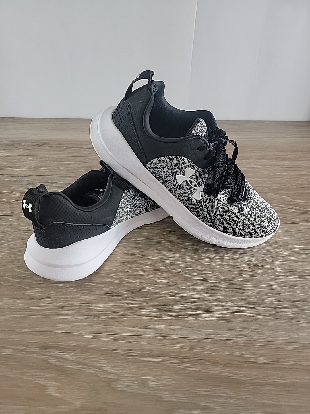 Under Armour Essential Running & Jogging Shoes Men's Black, Gray & White-Size 8