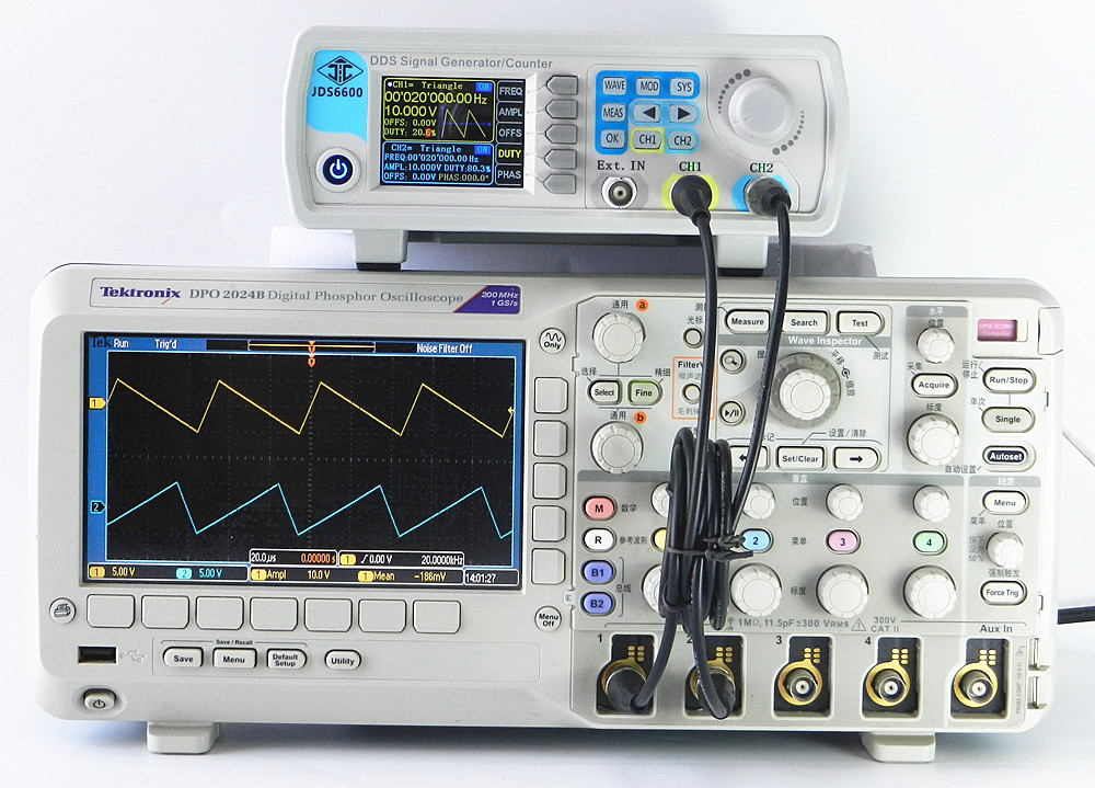 2.4" TFT LCD JDS6600 50MHz 2CH Arbitrary Waveform DDS Signal Generator