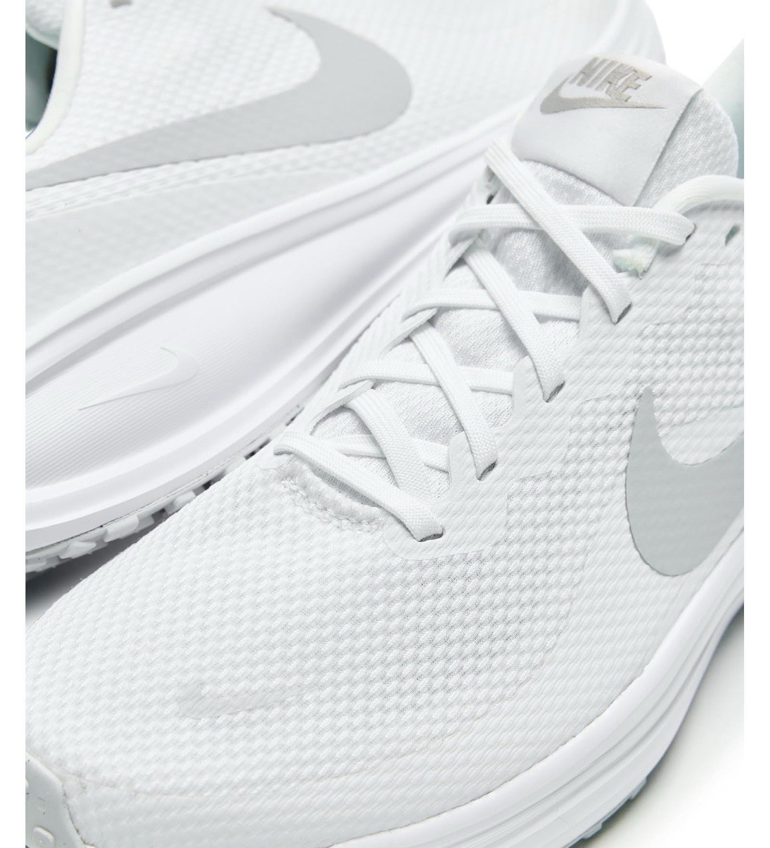 NIKE Mens Size 7.5 Sneakers Athletic Shoes Nike Revolution 8 White Platinum NEW
