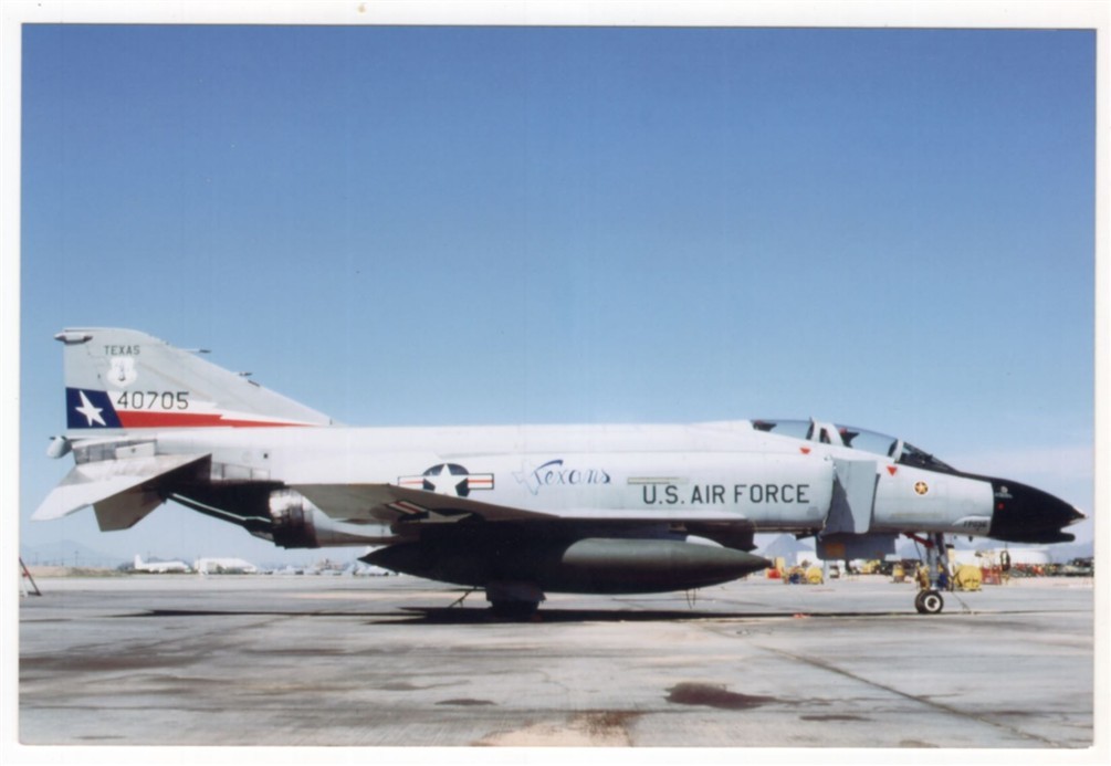 1982-1987 USAF Texas ANG McDonnell F-4C 640705 111th TFS 147th TFG Photo