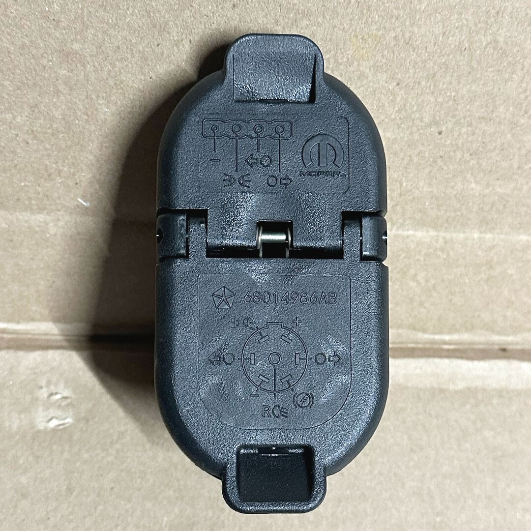 NEW OEM DODGE RAM 2009-2025 1500 2500 3500 Jeep Gladiator Trailer Tow Connector