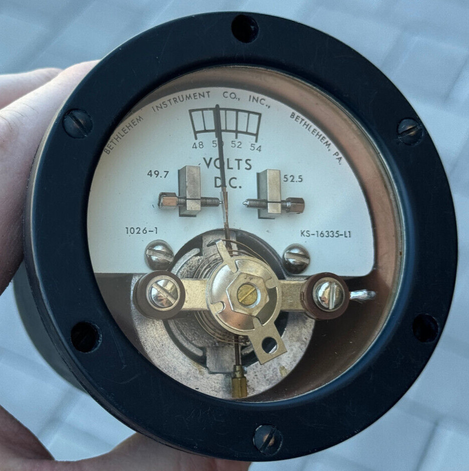 Vintage BETHLEHEM INSTRUMENT Co. D.C. Volt Meter Gauge Instrument
