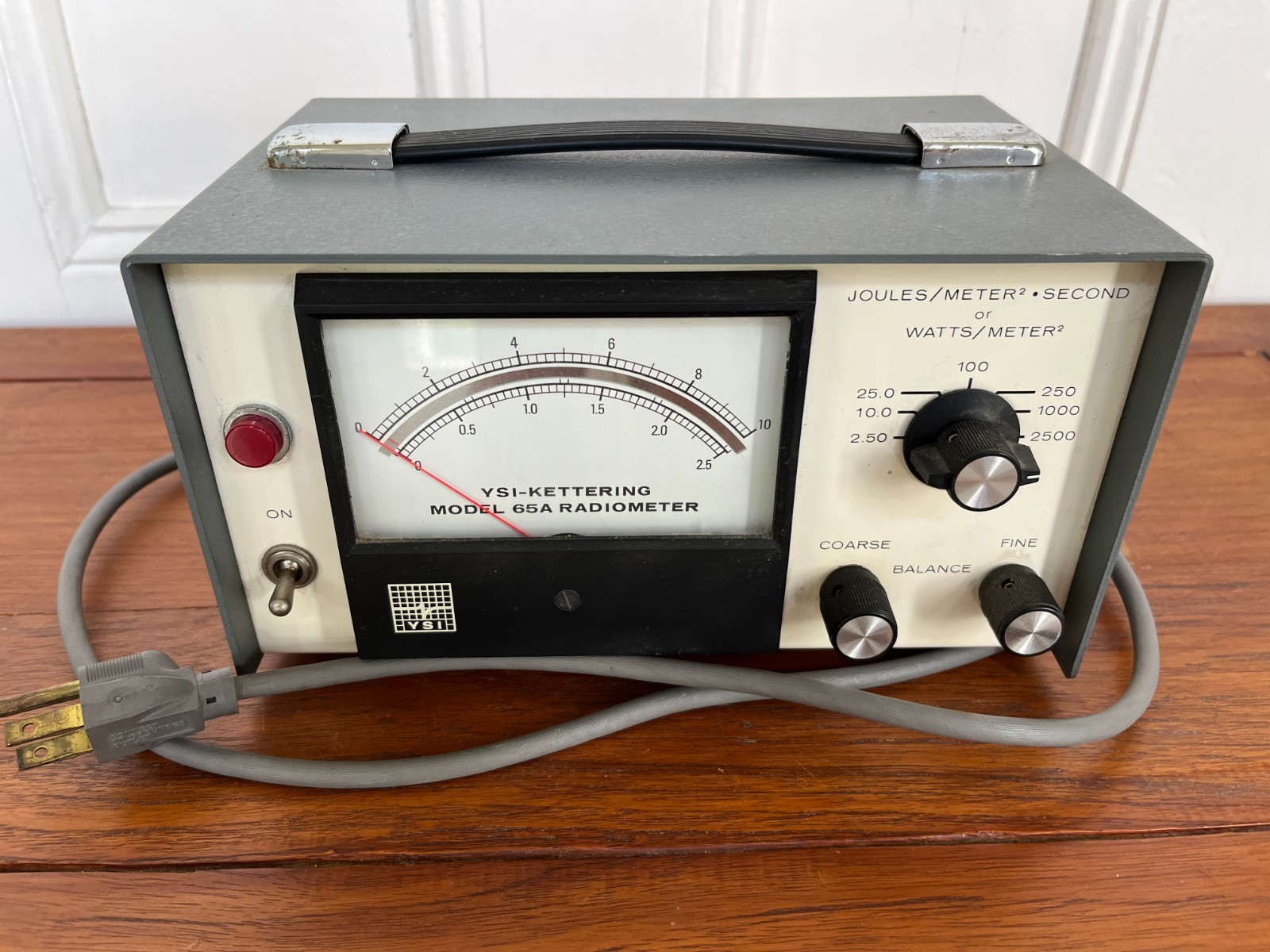 YSI Kettering Radiometer 65A Sensor Yellow Springs Instrument Powers On