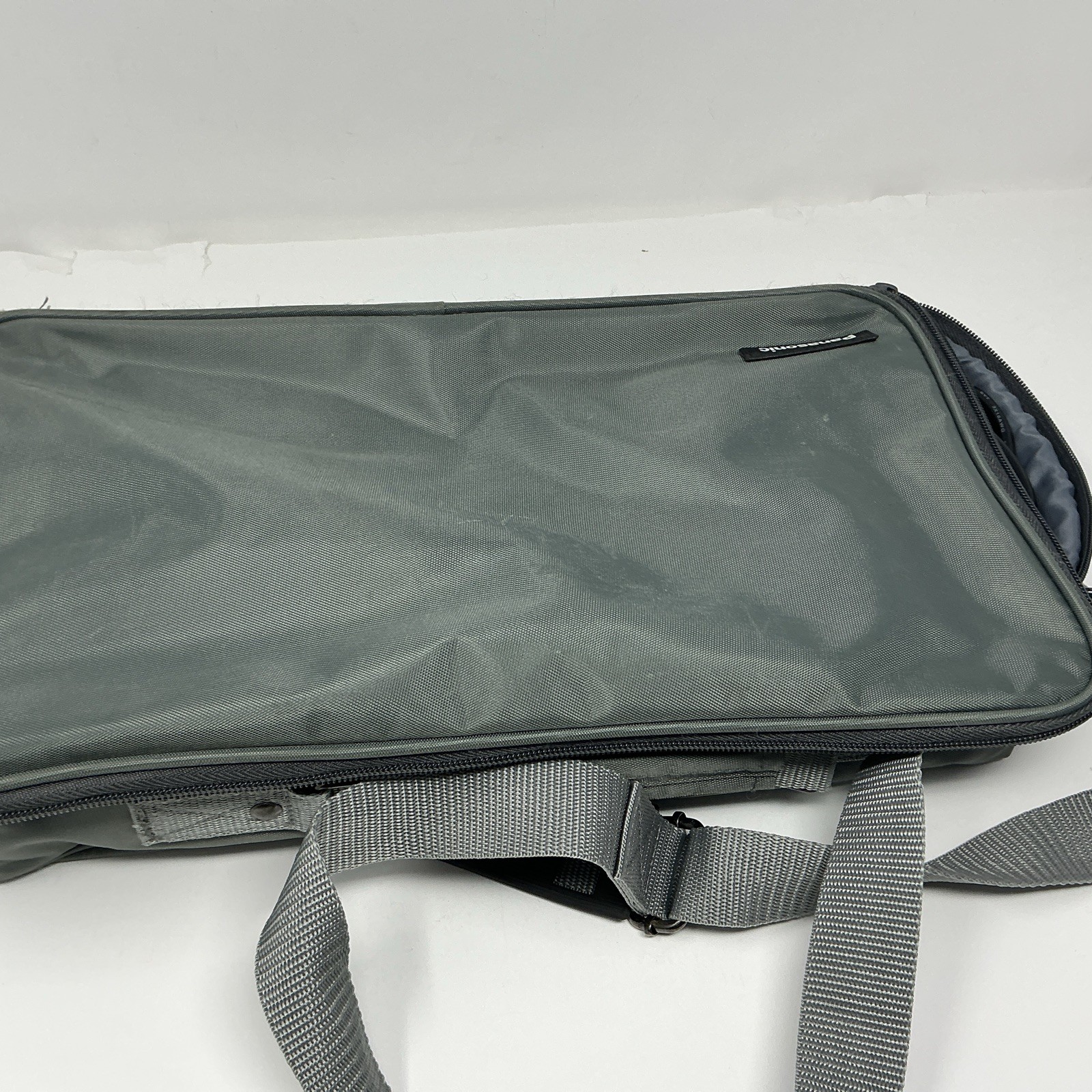 ELMO HV-110XG Visual Presenter With Case