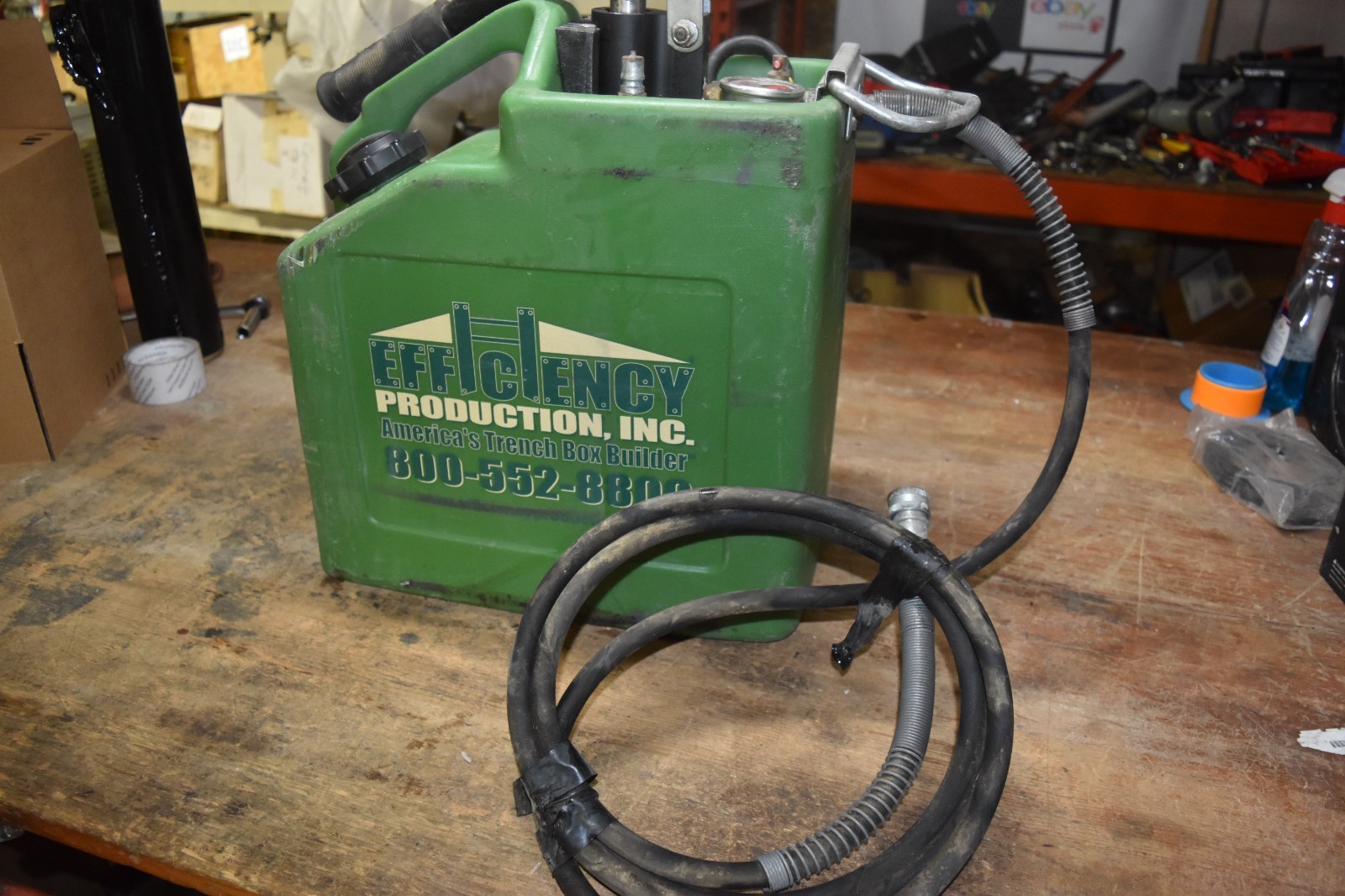 EFFICIENCY 5 Gallon Hydraulic Shoring Hand Pump Trench Box Plastic Pump Can F/S