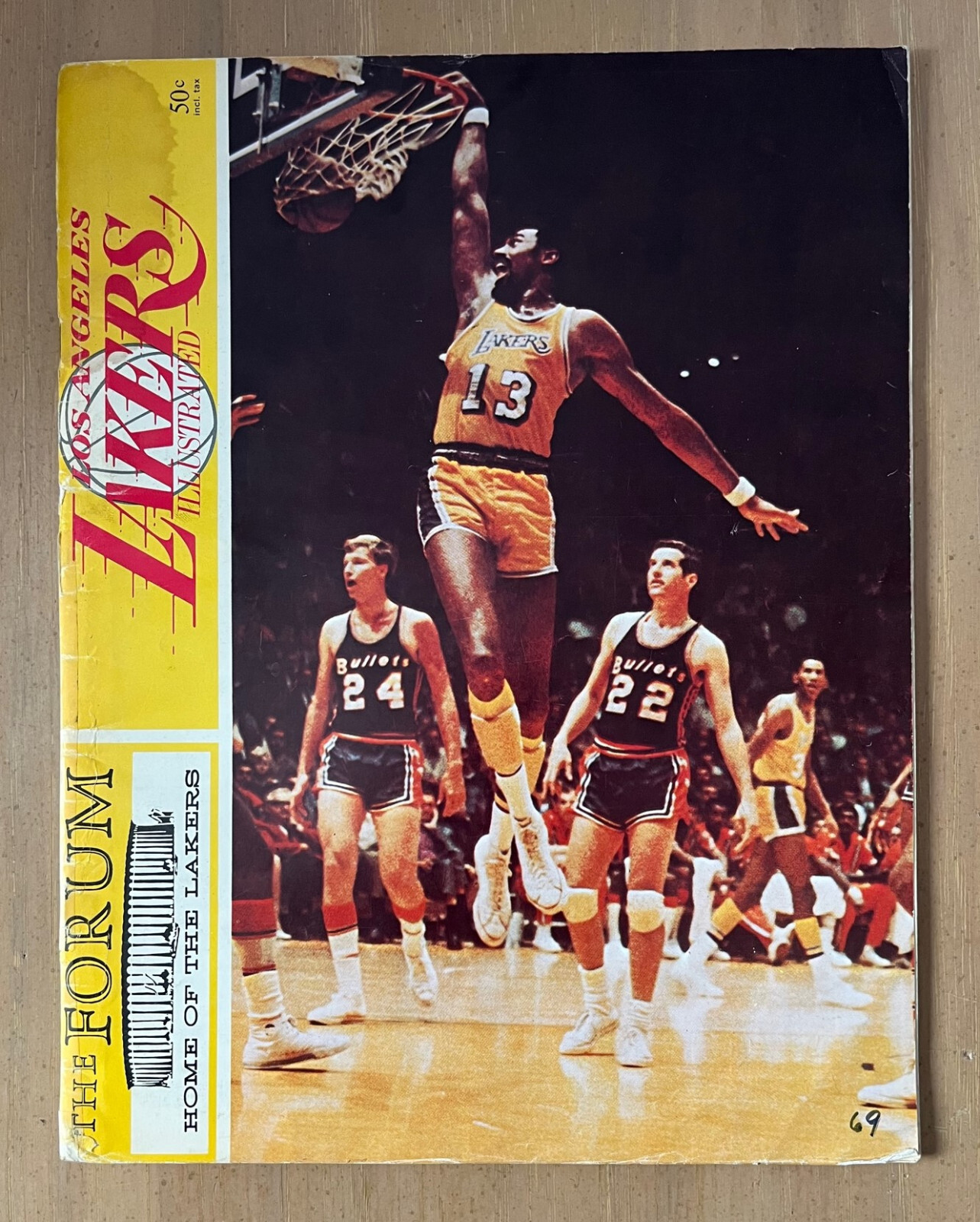 JERRY WEST AUTOGRAPHED 1969 NBA FINALS CELTICS @ LAKERS BASKETBALL PROGRAM Gm#5