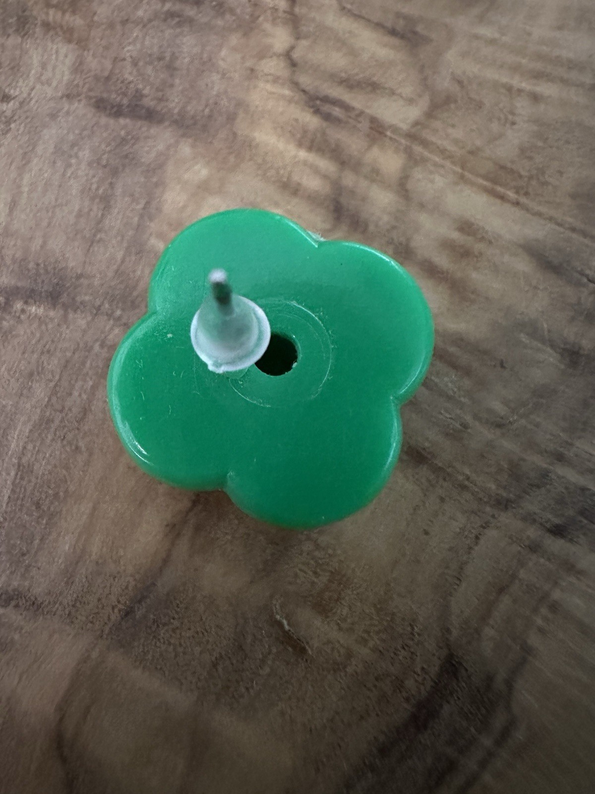 Vintage Plastic Green Irish Knot Stud Earrings