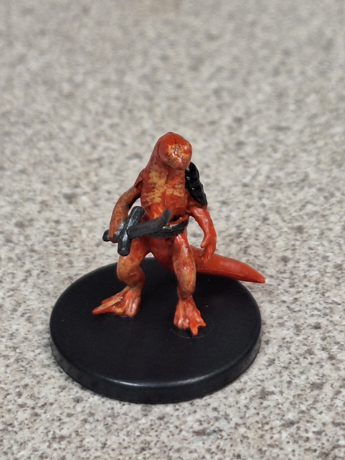 Tomb of Annihilation ~ FIRENEWT #12A Icons of the Realms D&D miniature sword
