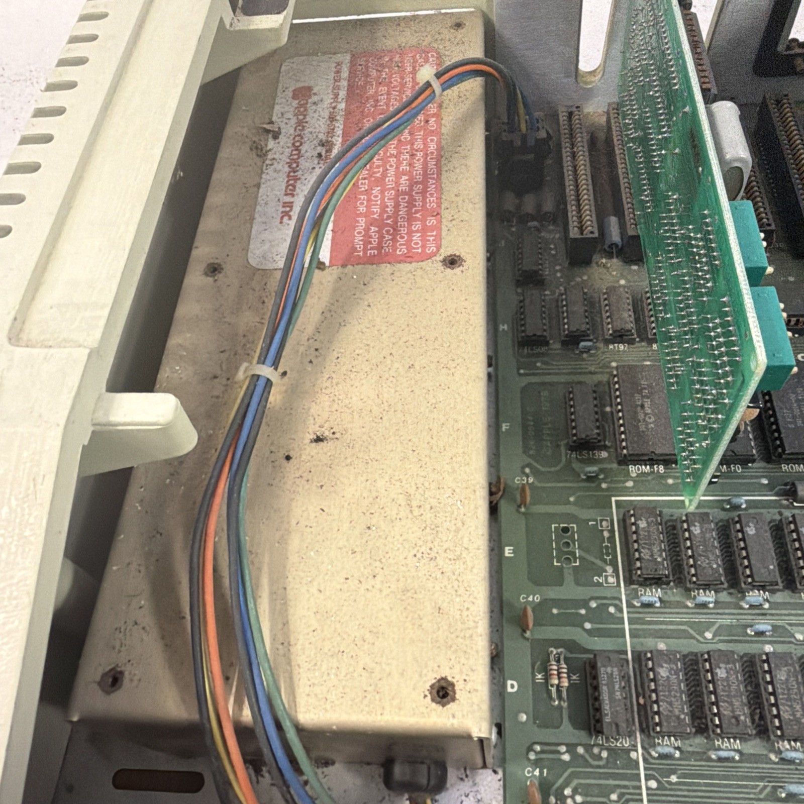 Early Model Apple II Plus Model A2S1048 AS IS FOR PARTS