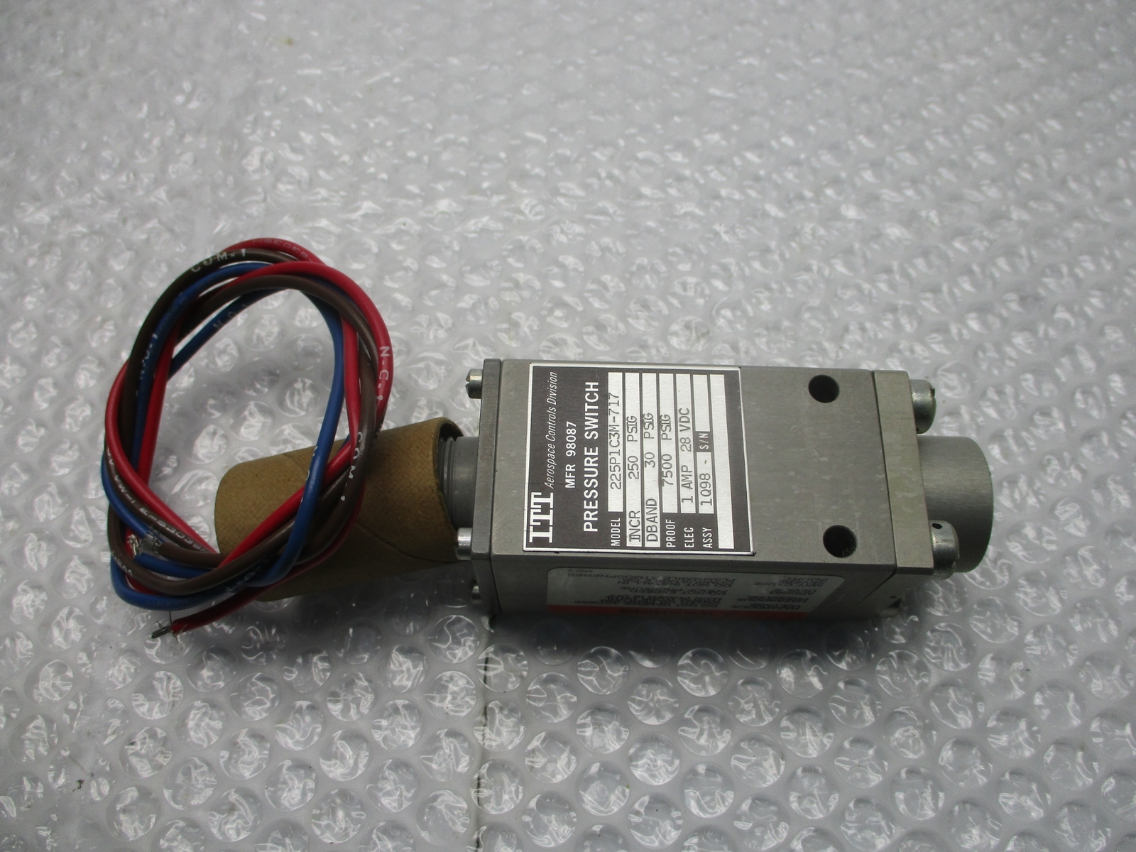 ITT 98087 PRESSURE SWTCH NSNP