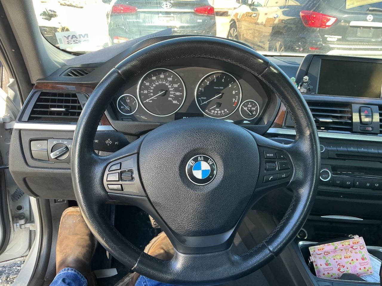 320I 2013 Glove Box 4969493