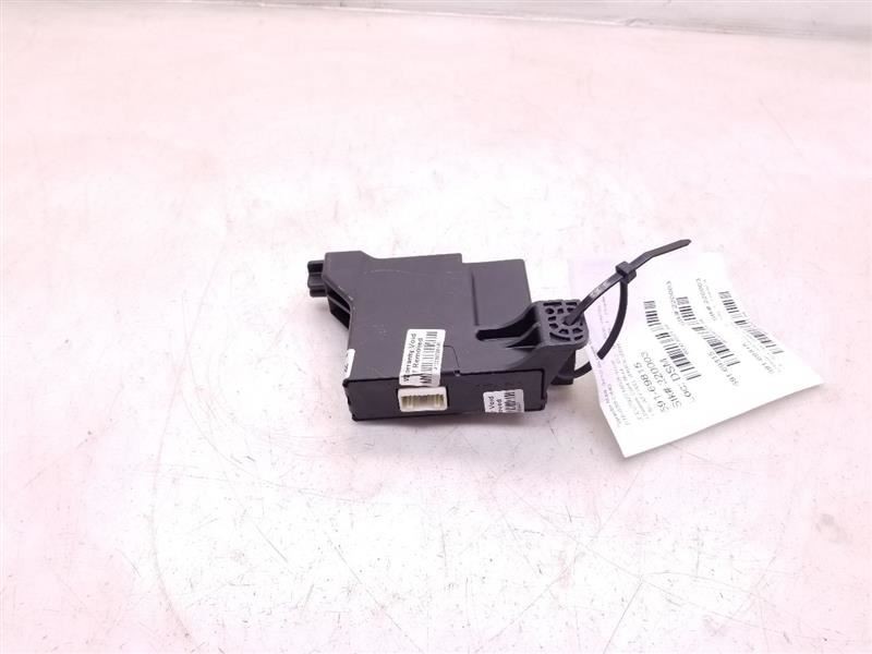 06-11 TOYOTA YARIS ANTI THEFT CONTROL MODULE CHASSIS ECM ASSEMBLY