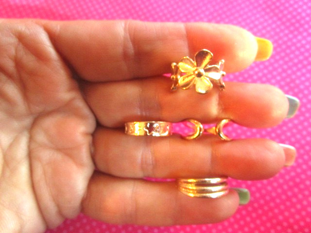 4 piece gold toe ring set