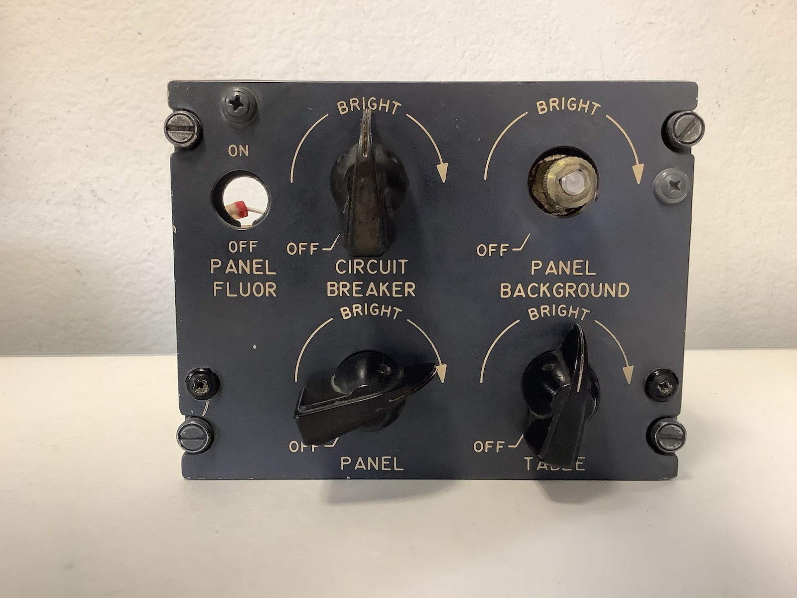 Boeing Aircraft Cockpit Circuit Breaker Bright Lighting Control Panel 69-17438-8