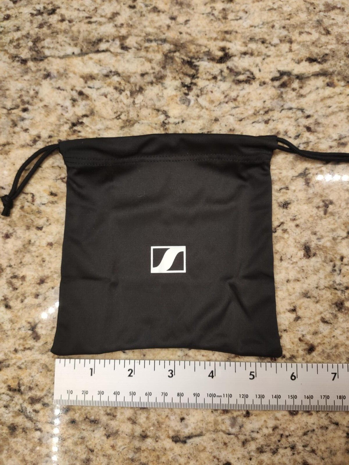 Sennehiser Carry Pouch 5.5" x 5.5" super soft