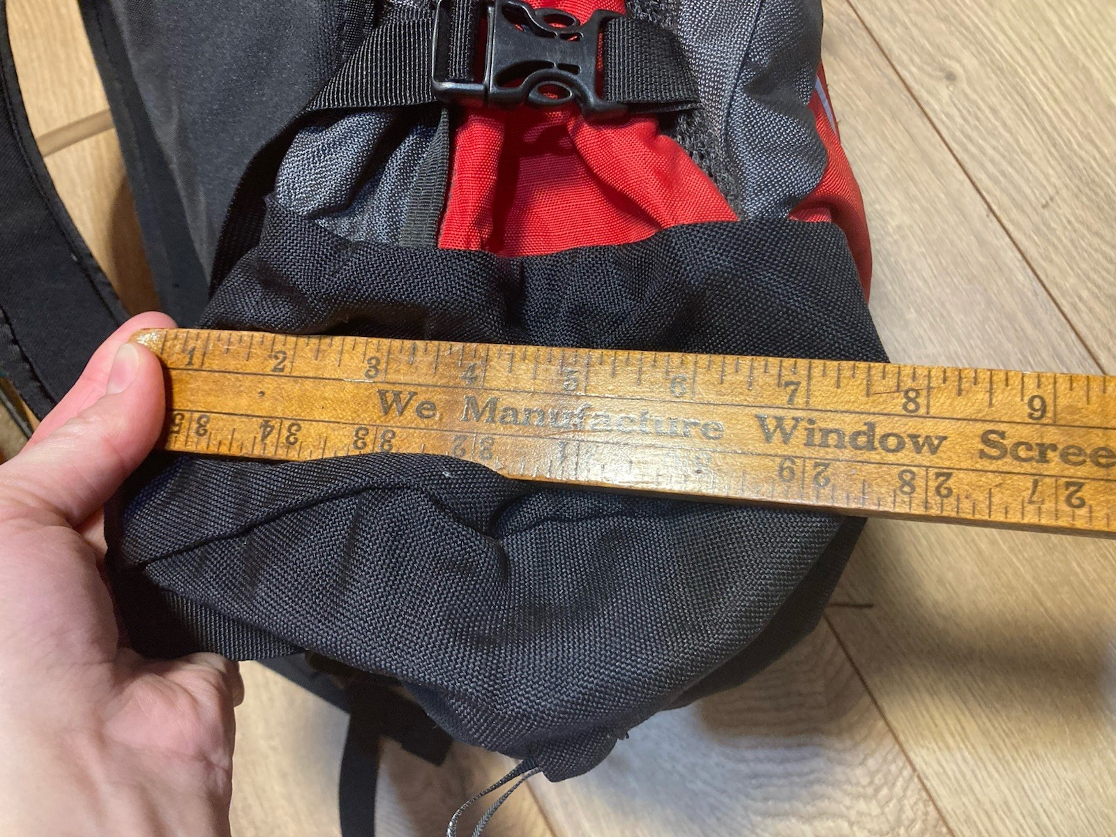 Ems Hydroplane Backpack Hiking & Water Bladder Straw With Rainfly Cover Pockets