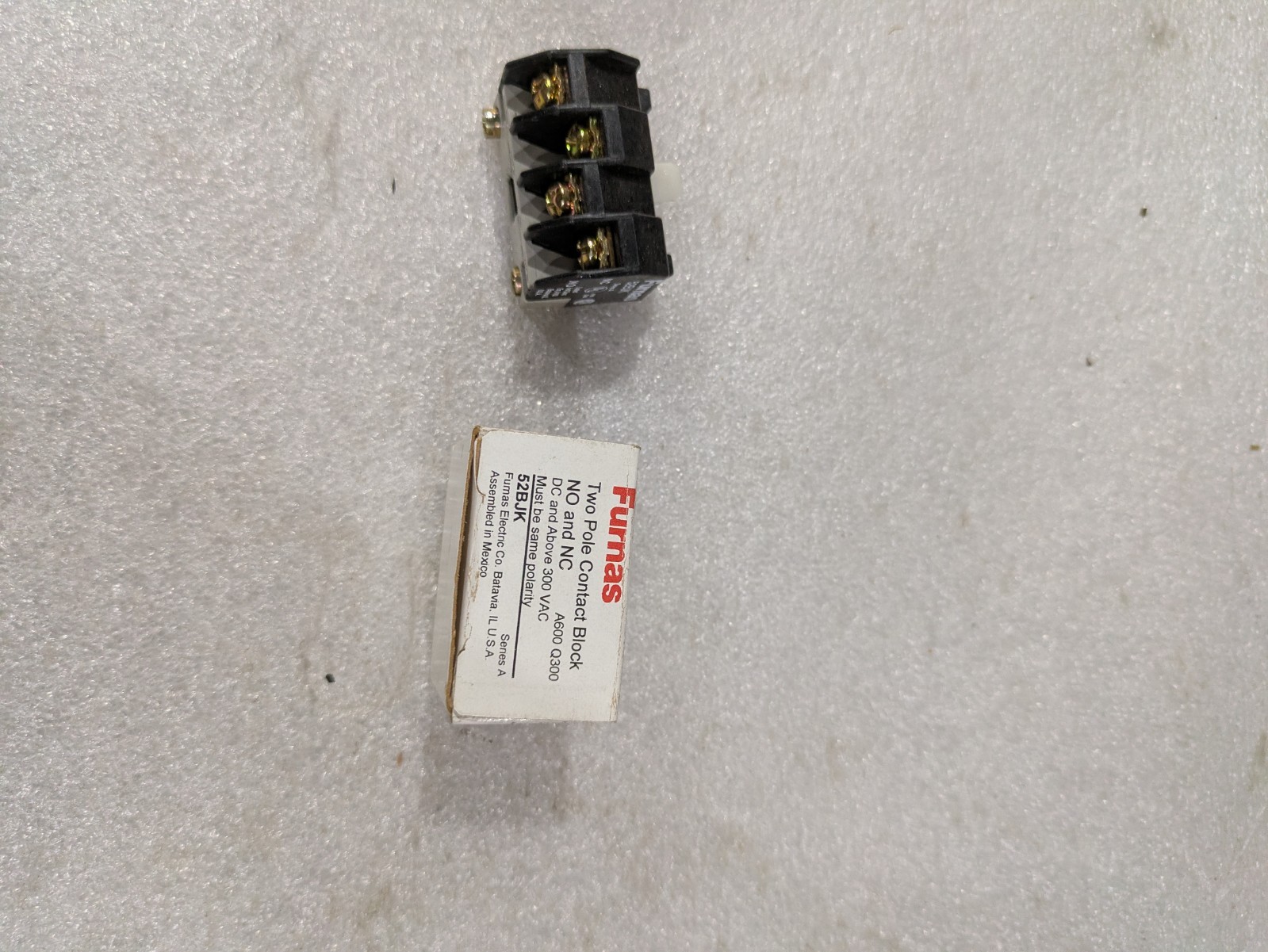 Furnas 52BJK Two Pole Contact Block NO NC A600 Q300 300VAC Pushbutton Switch