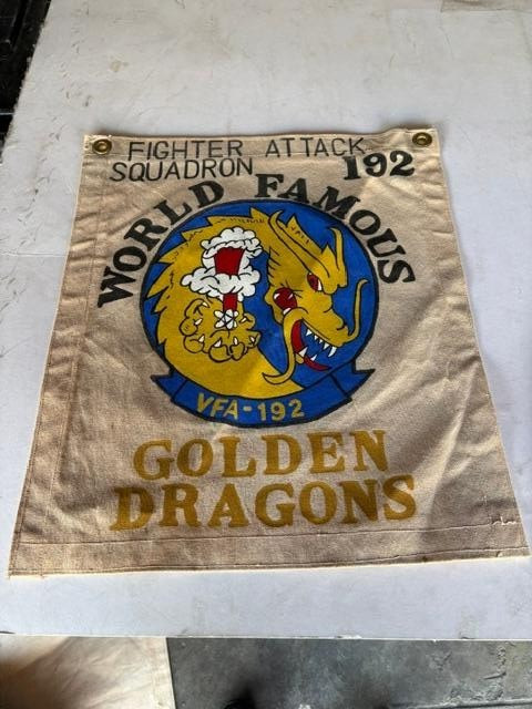 USN WORLD FAMOUS GOLDEN DRAGONS VFA-192  READY ROOM FLAG