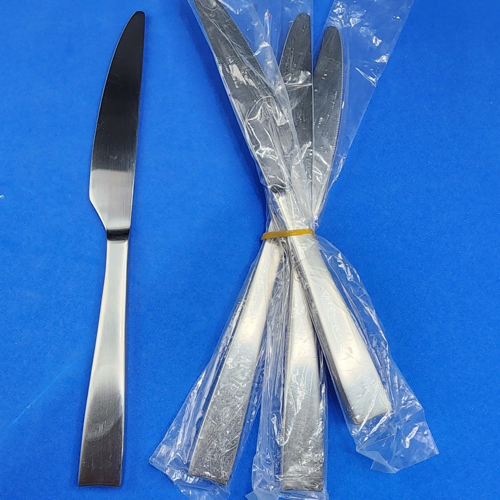Gourmet Settings Hotel Dinner Knifes Set of 4