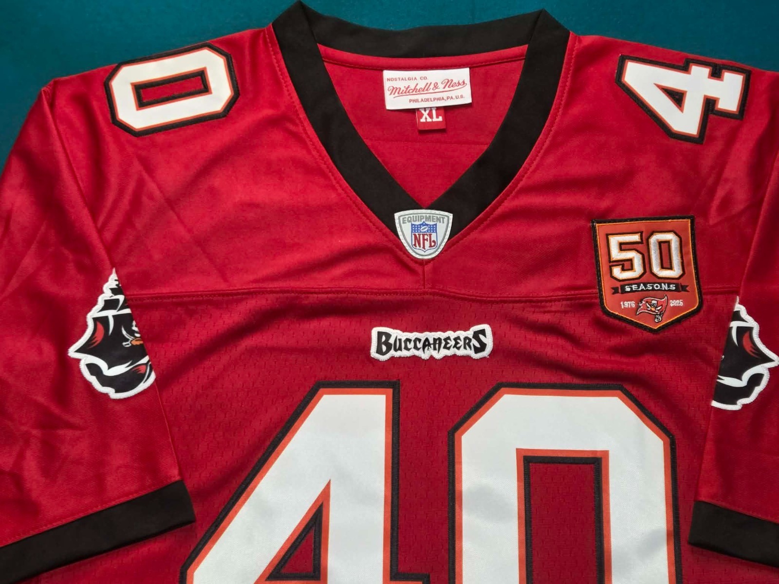 MIKE ALSTOTT **XL* 2000'S STYLE BUCS THROWBACK, SEWN, NEW!