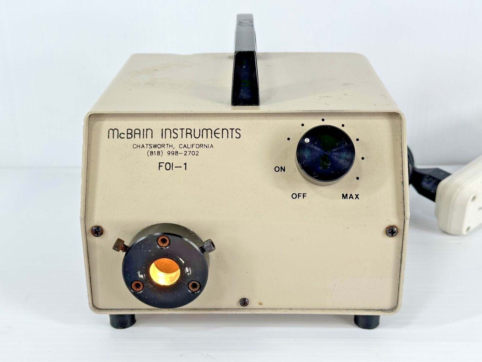 McBain Instruments FOI-1 Fiber Optic Illuminator Light Source Tested Working