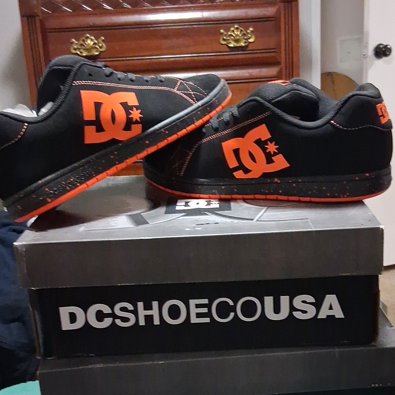 DC Shoes Men's Skateboarding Shoes Black Orange DC SHOE CO USA