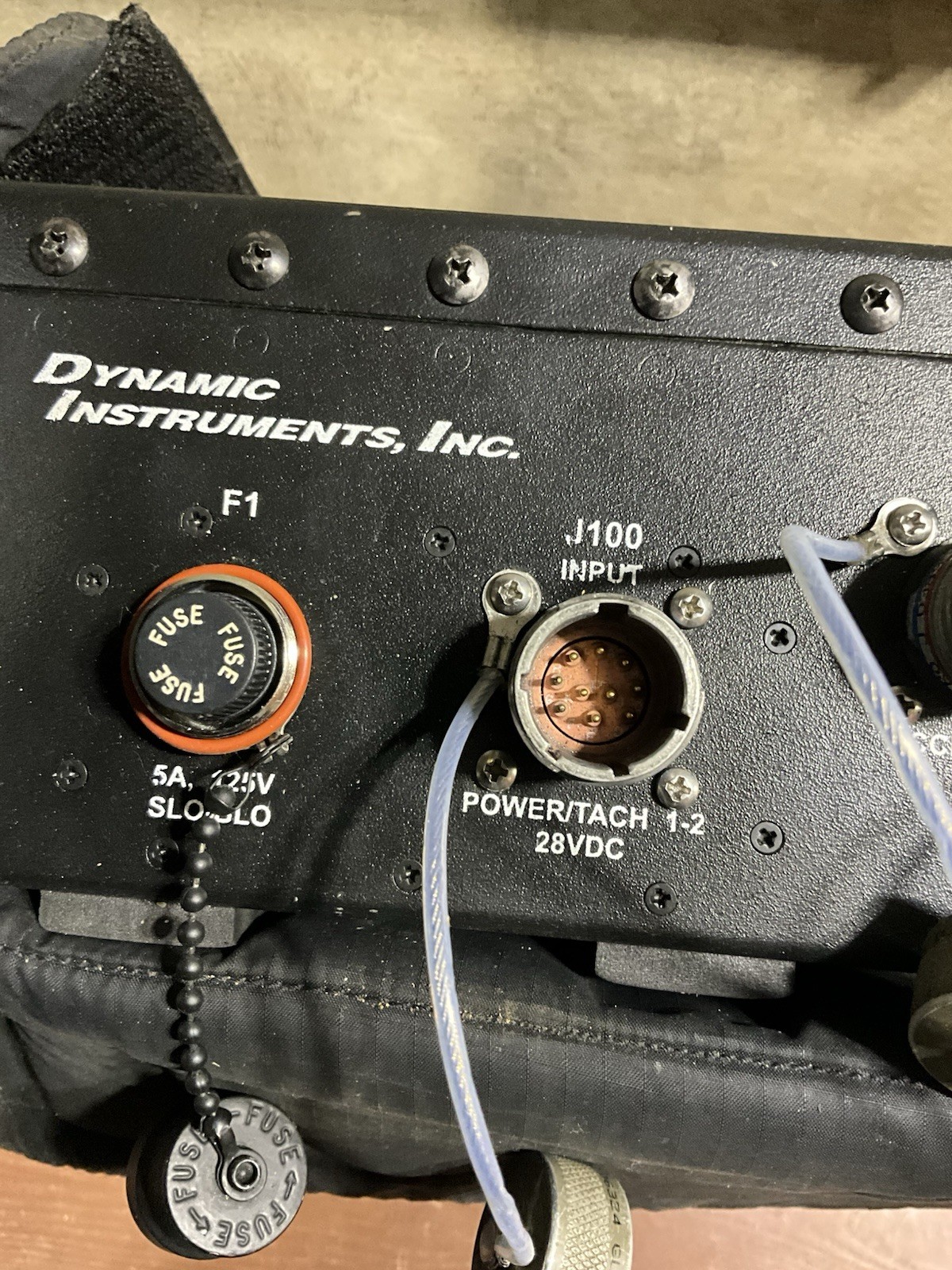 ACES SYSTEM DYNAMIC INSTRUMENTS VIBRATION ANALYZER DI-137 DOES NOT POWER ON