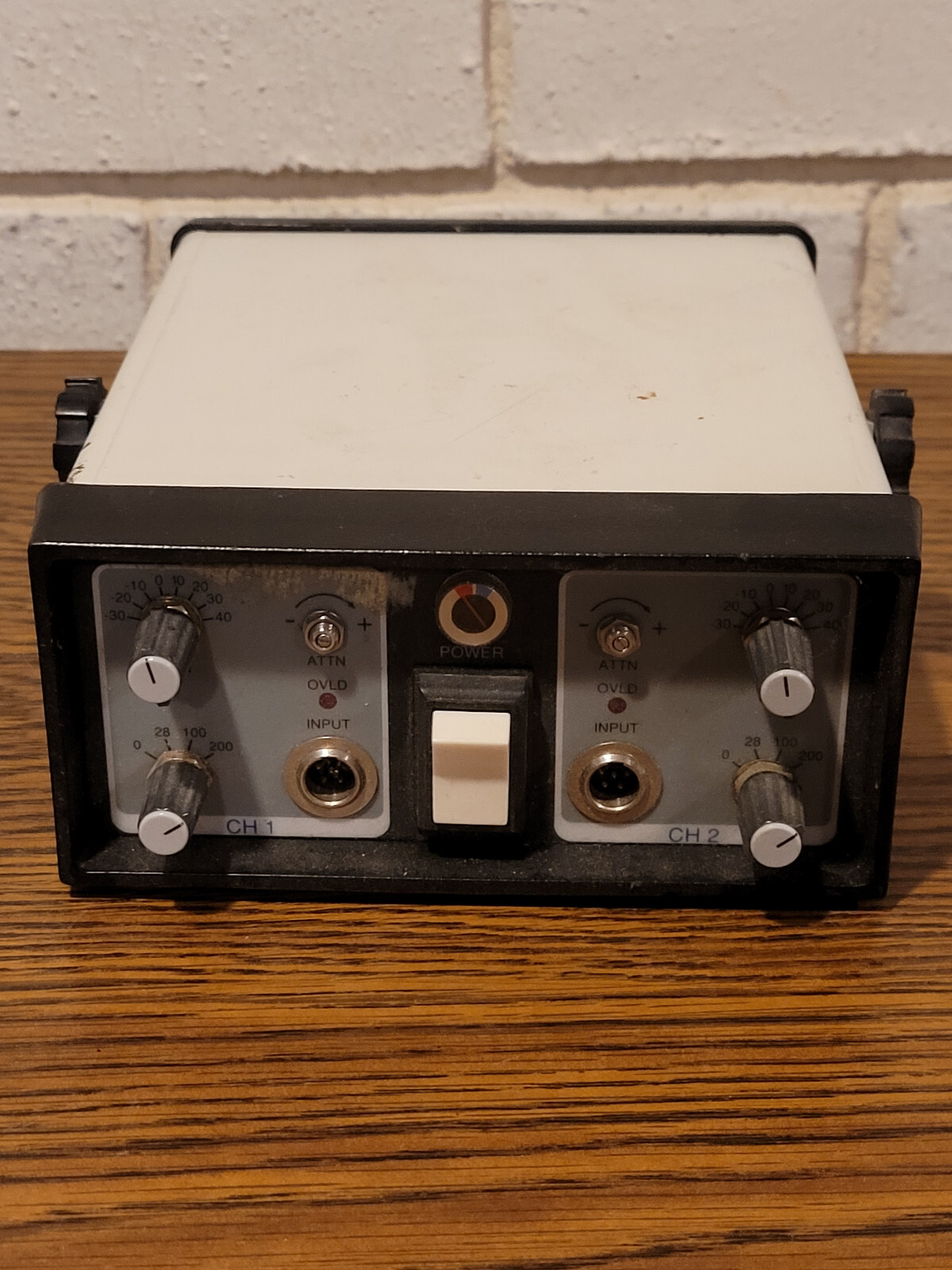 Larson Davis Model 2200C Microphone Preamplifier Power Supply
