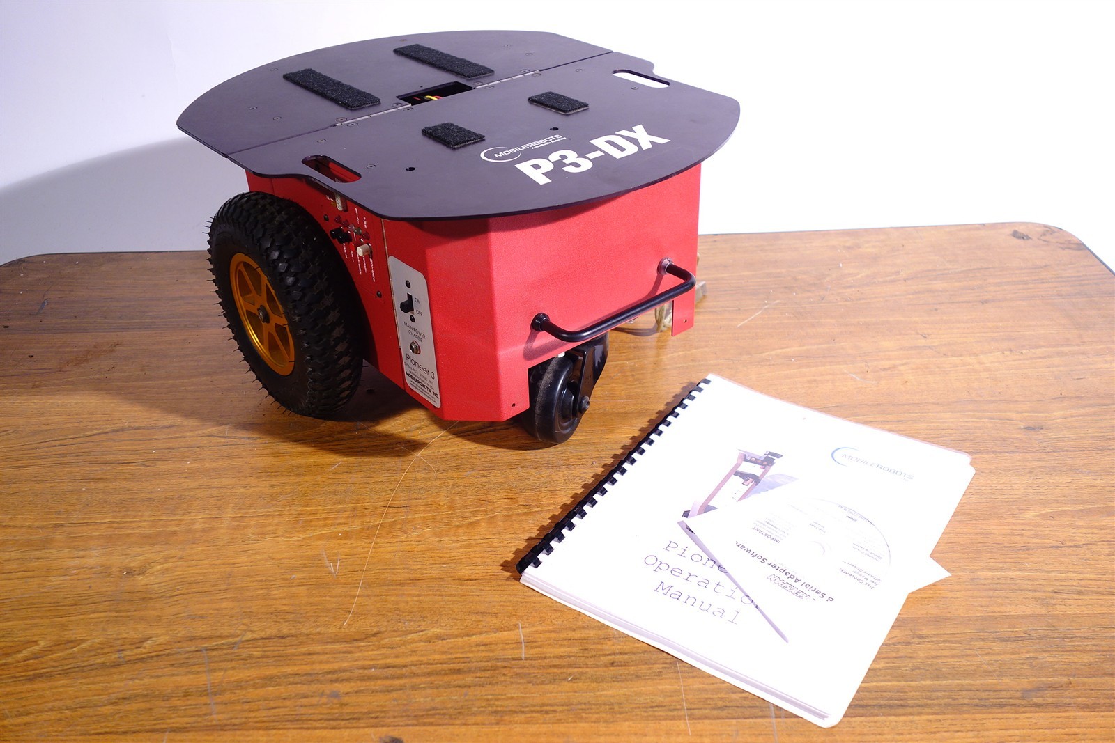 Mobile Robots P3-DX Pioneer 3 Robot