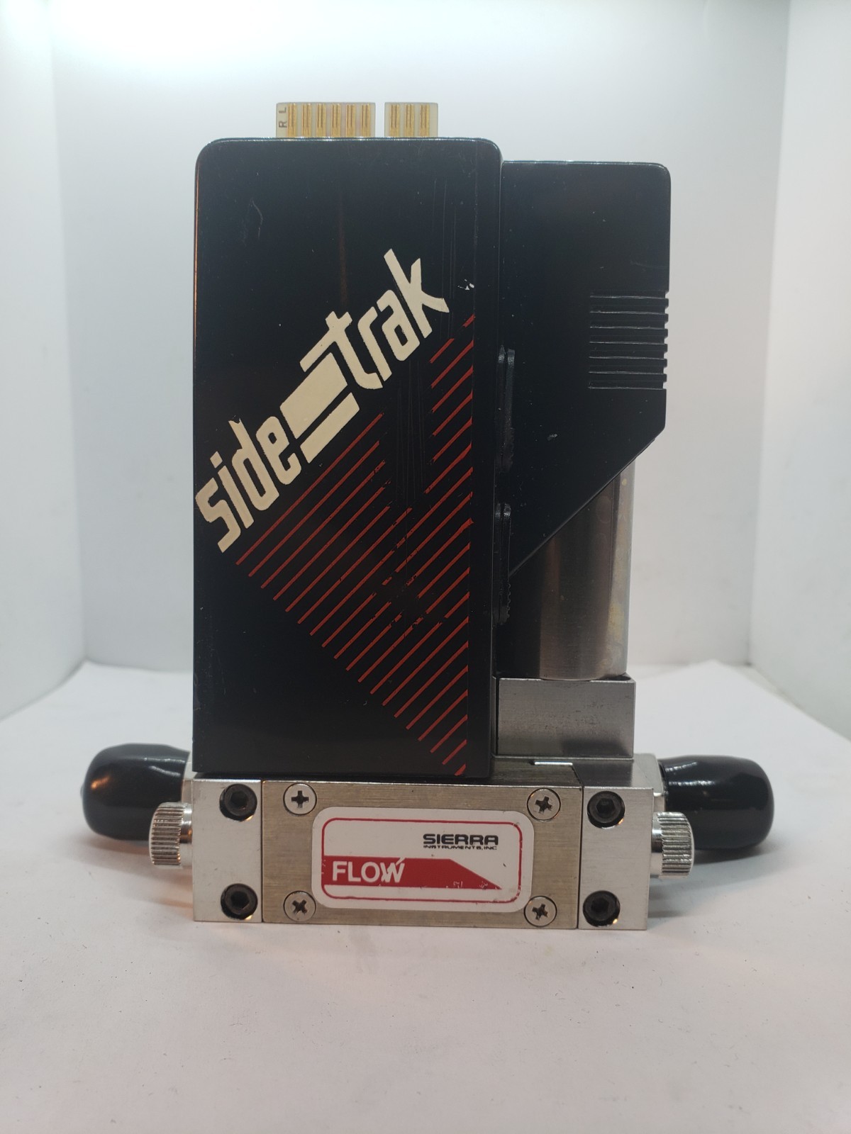 SIERRA INSTRUMENTS 840L-2-OV1-SV1-E-V4-S4-HP MASS FLOW CONTROLLER NIB