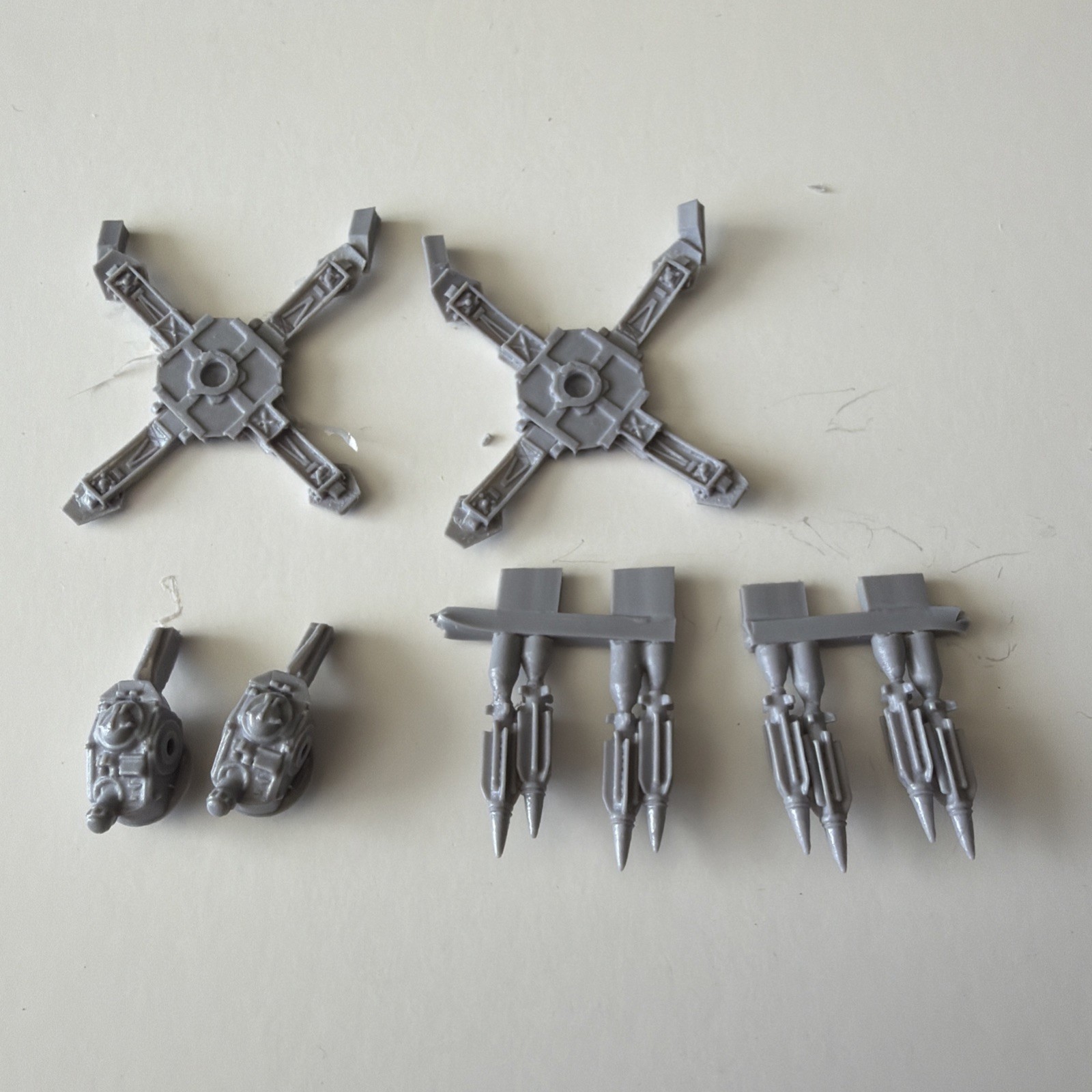 Warhammer EPIC 40K Forgeworld -Resin Imperial Guard - 2 Manticore Platforms- 6mm