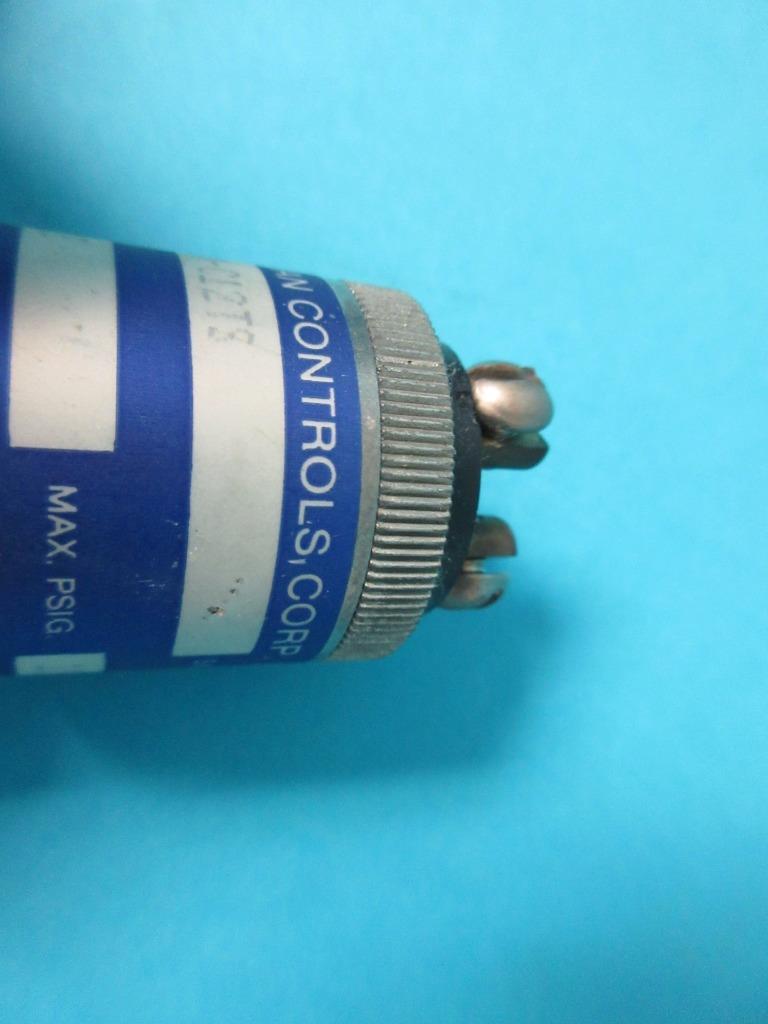 WHITMAN CONTROLS CORP P117G-10N-C12TS ADJUSTABLE 100 MAX PSI PRESSURE SWITCH